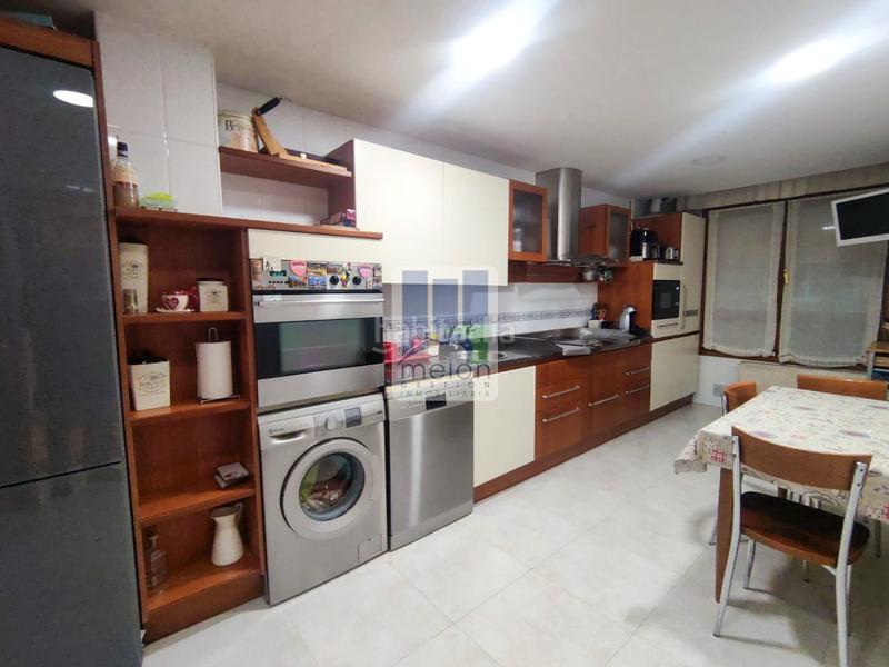 Foto 03282a12-1a1a-4465-a3d0-2d8cb2ab536e. Etagenwohnung mit parking in Gamonal - San Bruno - G9 Burgos