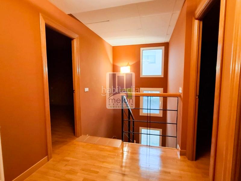 Foto 0e918fa0-9fdf-4b99-b57d-44d26c907b94. Chalet avec parking dans Arcos