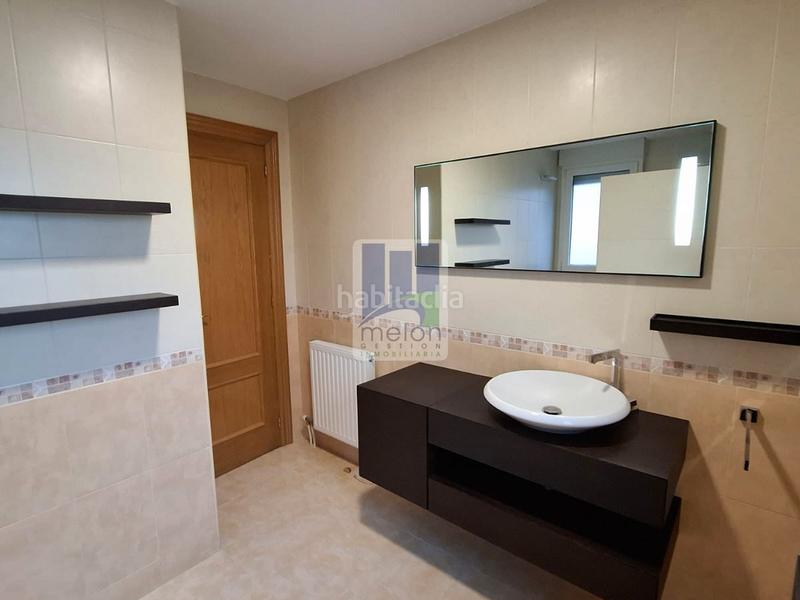 Foto 3fd12a76-396d-4080-9001-c6b09ce69a8d. Chalet avec parking dans Arcos