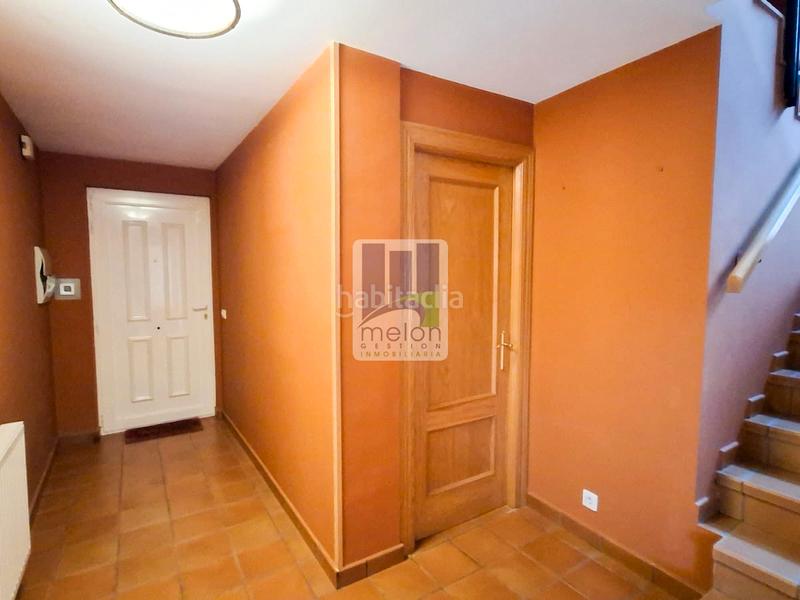 Foto 504b48ca-8c53-4513-aef7-1f865aa2ee67. Chalet avec parking dans Arcos