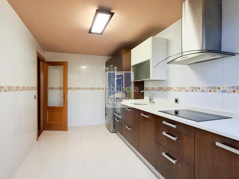 Foto 6b10360b-b388-4cc1-8cee-0d4a720191cc. Chalet avec parking dans Arcos