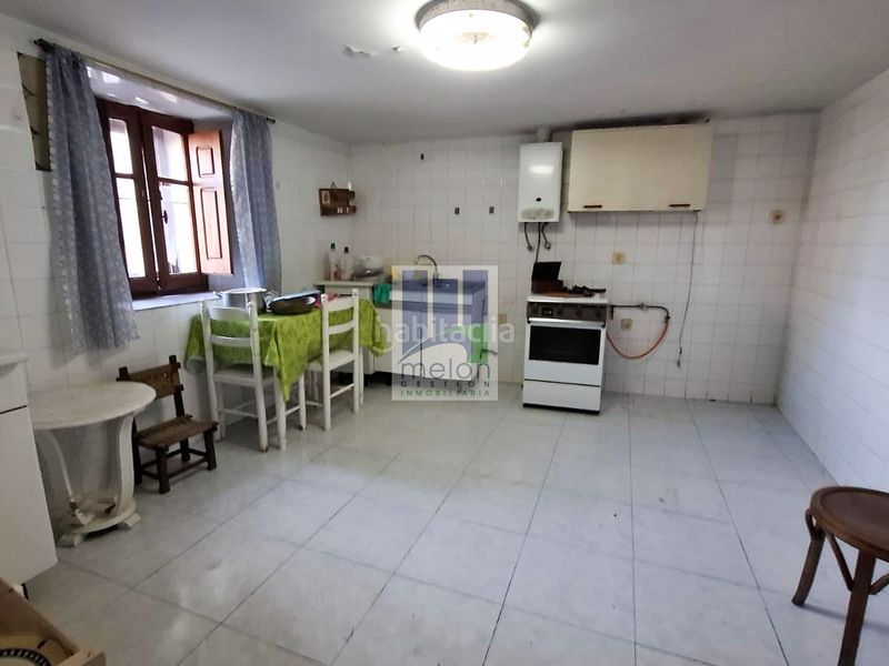 Foto c3ea15f8-8d4c-4b6d-bca5-6d1f5acc780d. Chalet en Sasamón