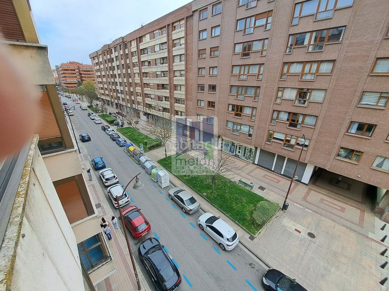 Foto 10eea8fc-3ba7-4480-a986-8fb9bb623813. Pis amb aparcament a Villa Pilar Burgos