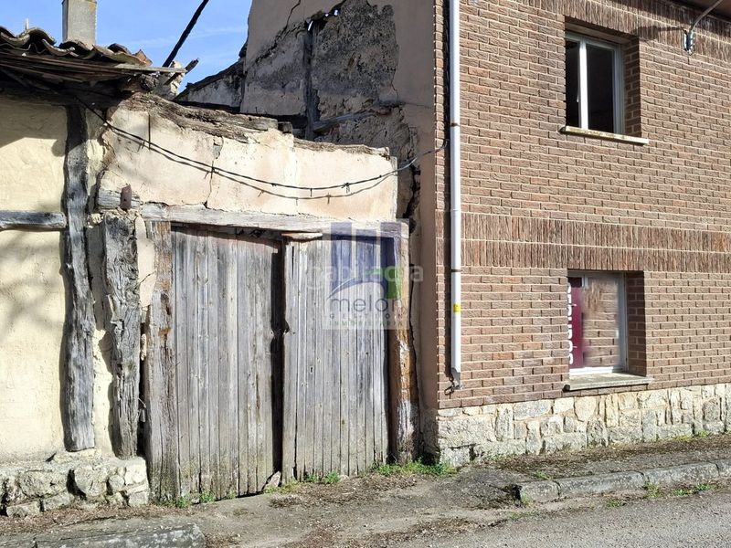 Foto 34cbb9dc-412d-4ef2-ac42-35db6e408739. Xalet a Atapuerca