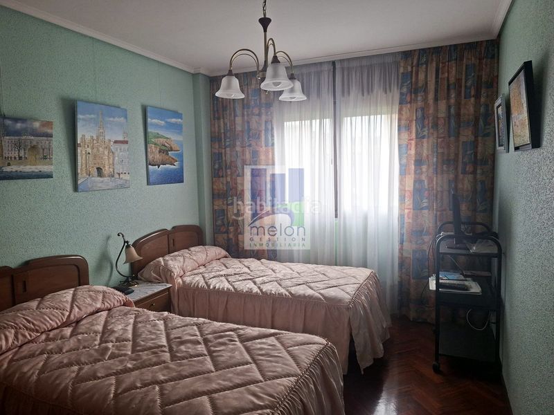 Foto 37a8741c-c174-4f2f-b355-c77b0d8e8614. Pis amb aparcament a Los Castros Santander