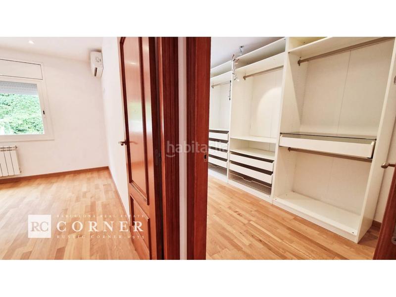 Foto 0cd30d50-d50c-462f-b3d3-fcee665d312e. Casa pareada  con piscina privada en Nucli Urbà Argentona