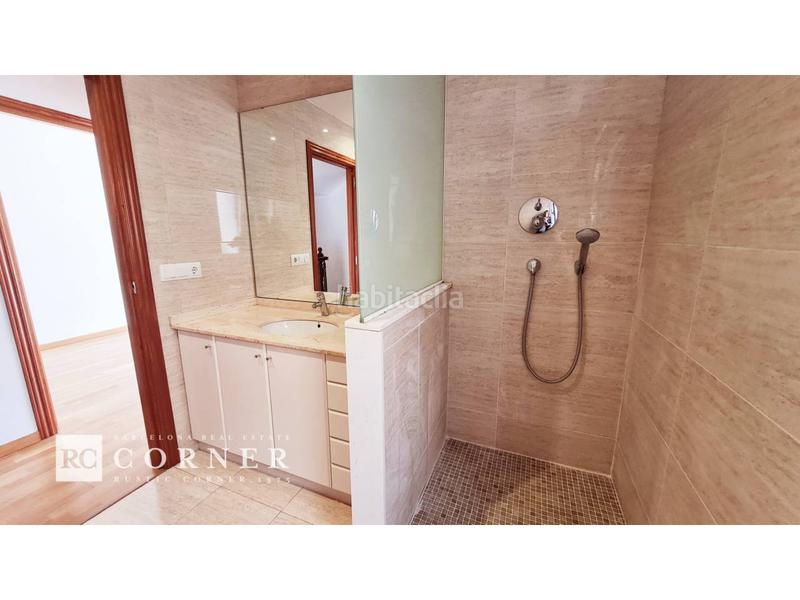 Foto 3f42b558-c5e7-4b0f-aa56-9f03dc28b057. Casa pareada  con piscina privada en Nucli Urbà Argentona
