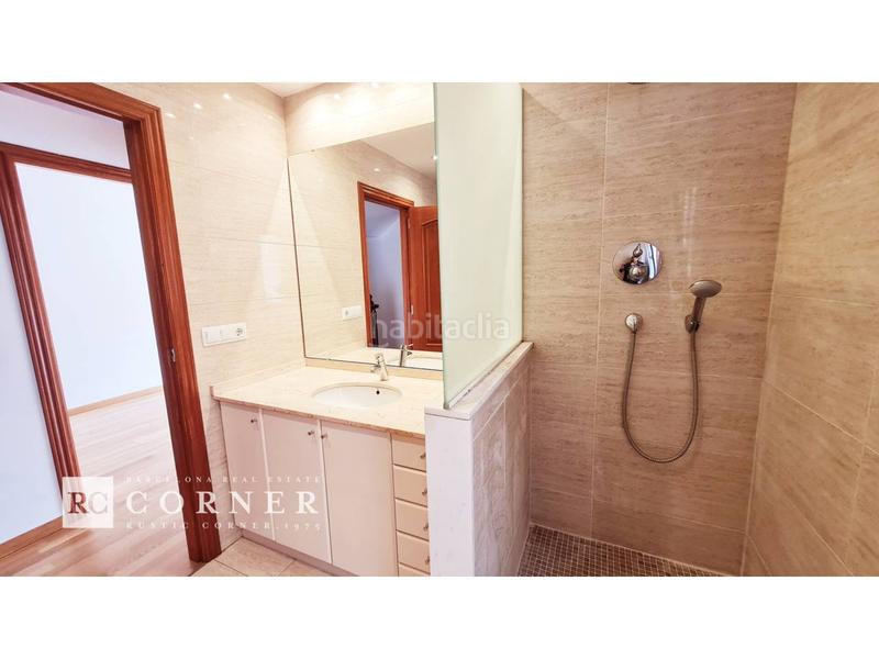 Foto 47341909-1995-4ce1-a579-625af55610ed. Casa pareada  con piscina privada en Nucli Urbà Argentona