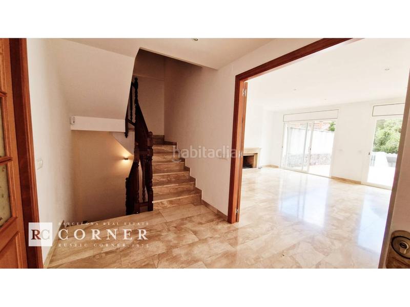 Foto 5224929e-0b49-463d-9941-53354983ed3d. Casa pareada  con piscina privada en Nucli Urbà Argentona