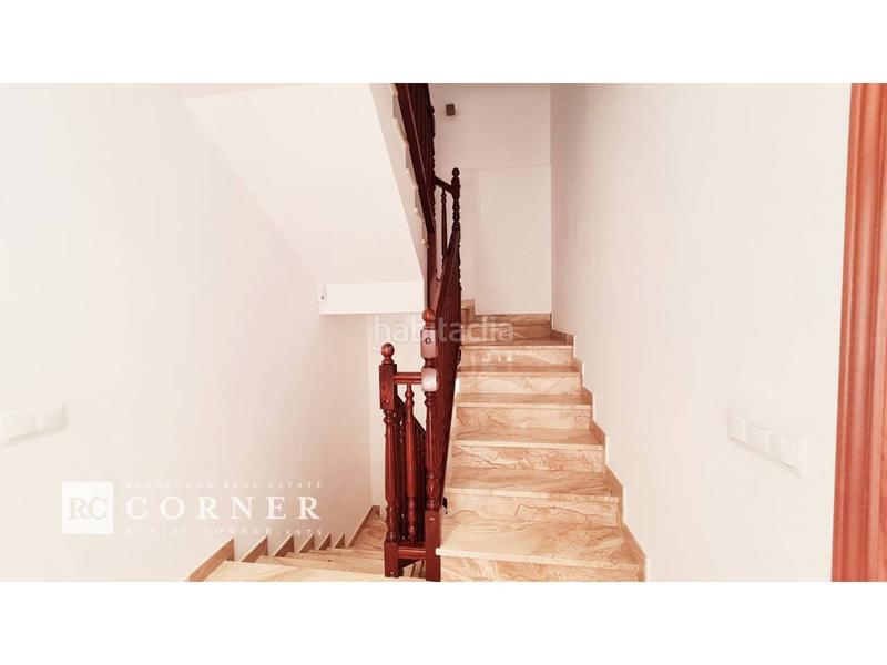 Foto b4695fd8-bef1-4f32-823a-09ff7bda4080. Casa pareada  con piscina privada en Nucli Urbà Argentona