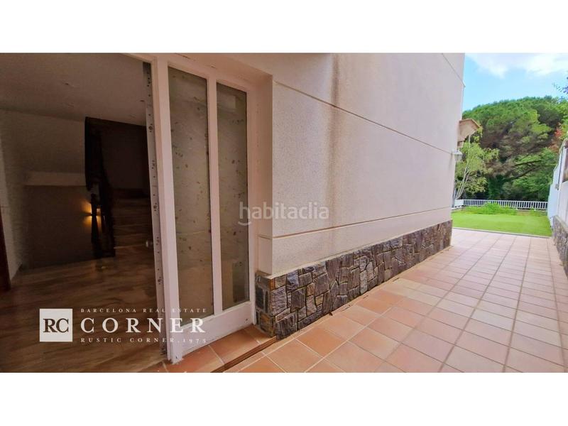 Foto bb4cef7f-0487-47e1-87de-da3240230ca8. Casa pareada  con piscina privada en Nucli Urbà Argentona
