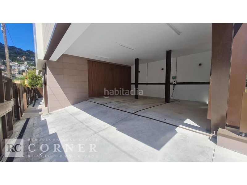 Foto ea184a66-f1bc-45e9-827e-8a9c235ffb40. Pis amb aparcament piscina a Sarrià Barcelona