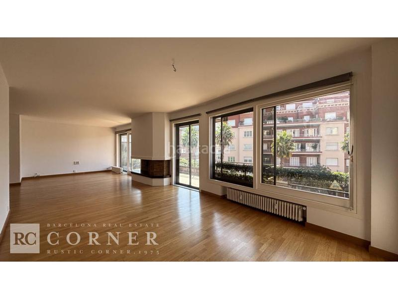 Foto 59371e2d-fe27-4fbf-b4b3-b0e1e04745d6. Alquiler piso gran piso señorial en sant gervasila bonanova. en Barcelona