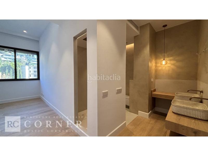 Foto b41507ef-5135-42fb-9337-1ef5d7b34c03. Appartamento con parcheggio piscina in Sarrià Barcelona