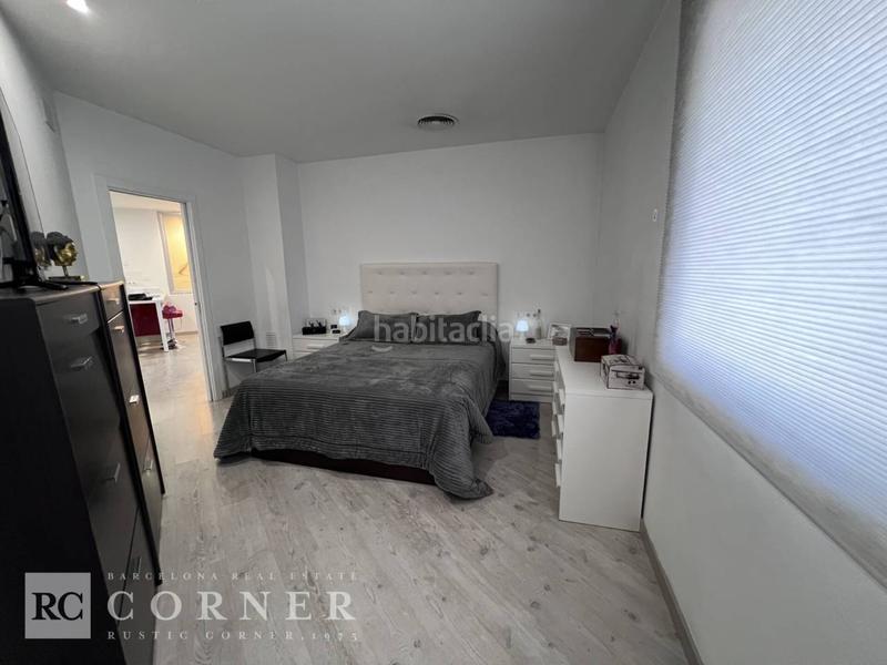 Foto b5eae12b-3320-4fdd-89e4-1bc2d57f8f7f. Piso  en el centro en Carme - Vistalegre Girona