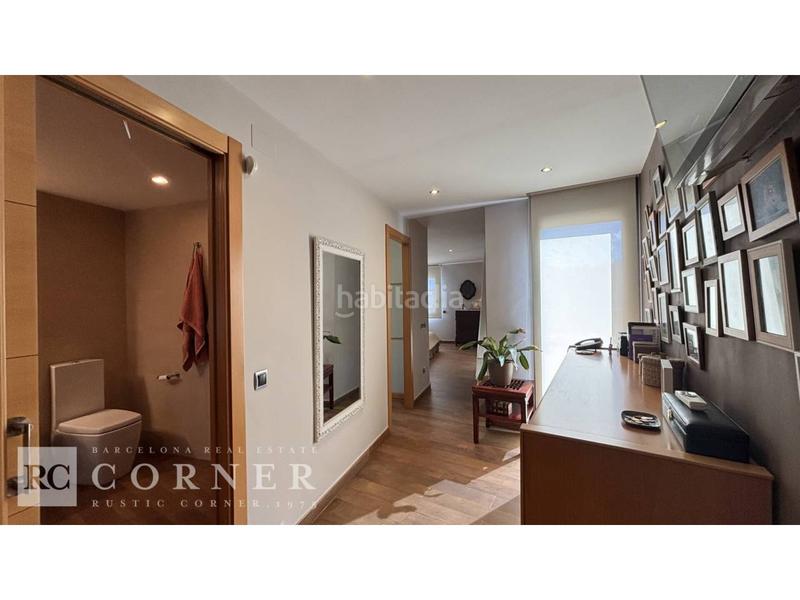 Foto 3680210a-0892-4d9b-b338-2c9944c66a66. Chalet avec parking piscine dans Papiol (El)