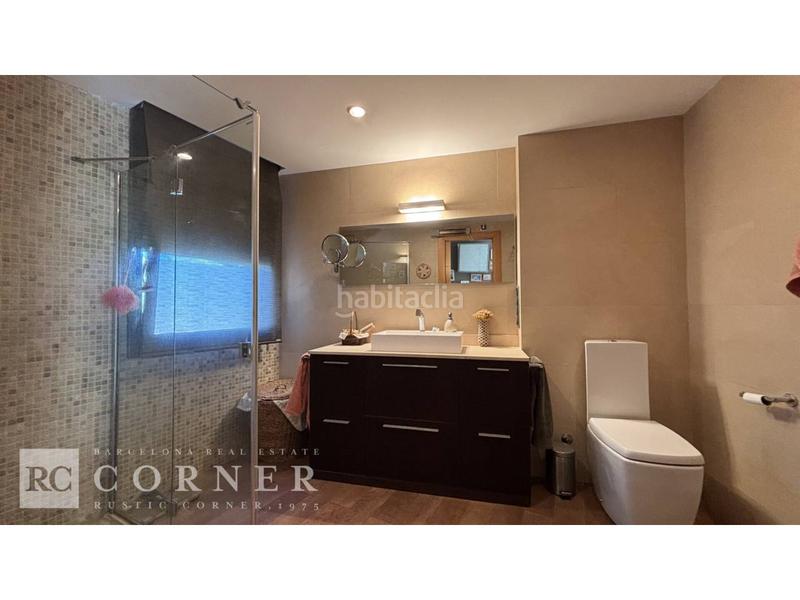 Foto 6e1c3f73-7819-4d5d-8ba1-8b302960d3ca. Chalet avec parking piscine dans Papiol (El)