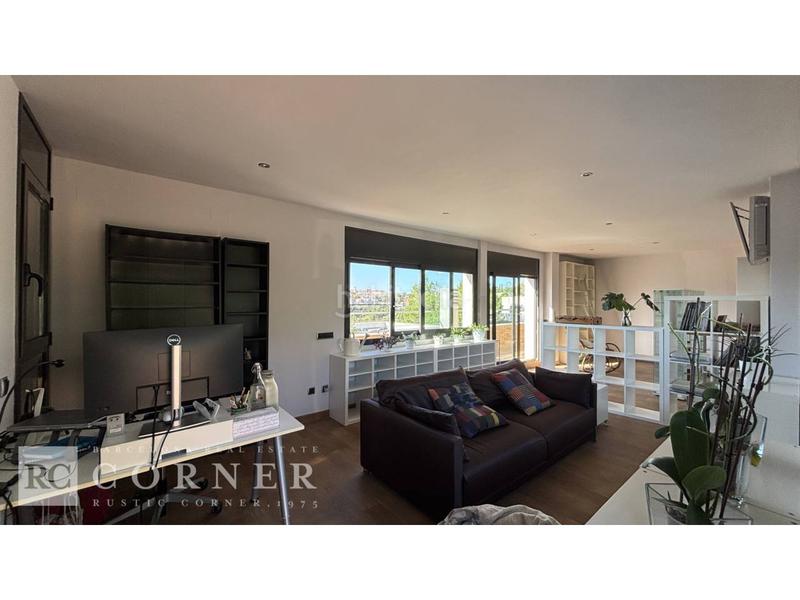 Foto c086640d-3028-44ab-a8ac-f1df687f0b89. Chalet avec parking piscine dans Papiol (El)