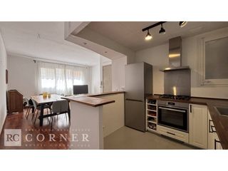 Etagenwohnung  Calle oliana. Piso junto al mercado de galvany
