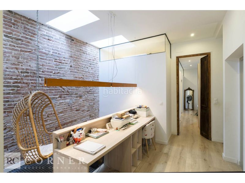 Foto 1e3318df-f10c-409f-8e8e-8054288d14f0. Casa amb calefacció piscina a Putget - Farró Barcelona