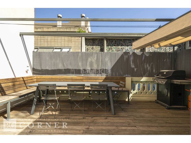 Foto 841a5499-fce3-4f42-bb3b-889e5975a5a2. Casa amb calefacció piscina a Putget - Farró Barcelona