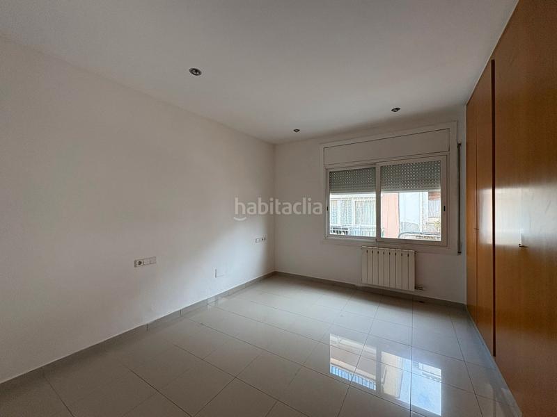 Foto 1aa03360-28df-441a-987e-f026fa7e0ae1. Location appartement avec cheminée chauffage parking dans Llinars del Vallès