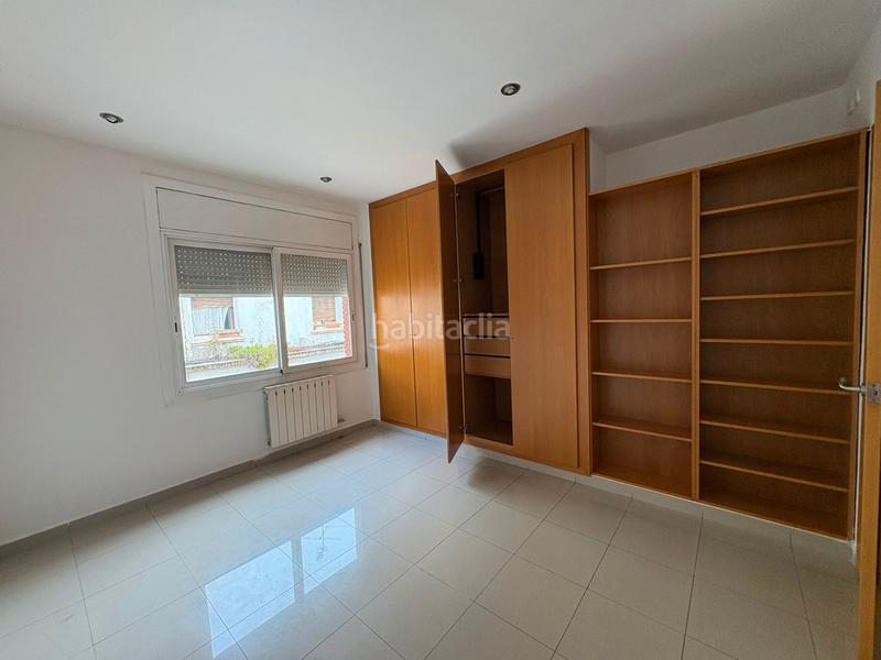 Foto c7176644-1bd2-4a3f-b86c-1bfb4bbd2c56. Location appartement avec cheminée chauffage parking dans Llinars del Vallès