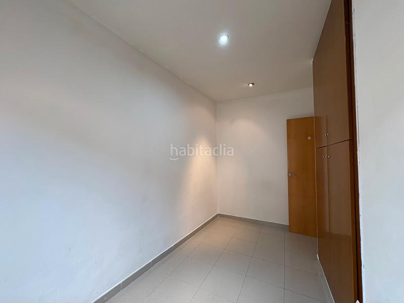 Foto fd0bf061-8f3f-456b-97ef-561e2a848d94. Location appartement avec cheminée chauffage parking dans Llinars del Vallès