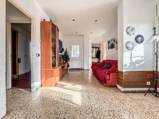 Penthouse  Carrer del monestir de poblet. tico en venta en calle del monestir de poblet, 34
