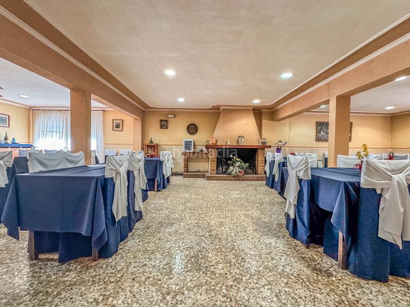 Foto 983bf4d4-cd61-4ab9-b0e0-6885d583b1df. Local comercial a vial de la clau 1 a Vimbodí