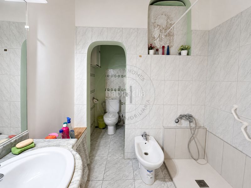 Foto 68a2bd64-352f-4cdd-9e00-2499305e018d. Edifici a Eixample Tarragona
