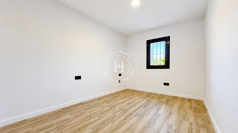 Foto d80ff8a2-f5de-454a-9854-1d47202058eb. Edificio in Vimbodí
