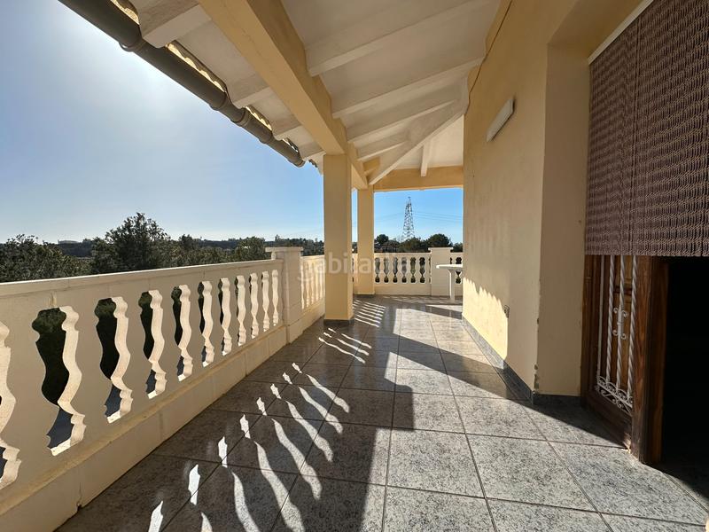 Foto 35755bee-39ae-4e9c-a29d-0c1aa9ffe22c. Xalet amb xemeneia aparcament piscina a Monserrat