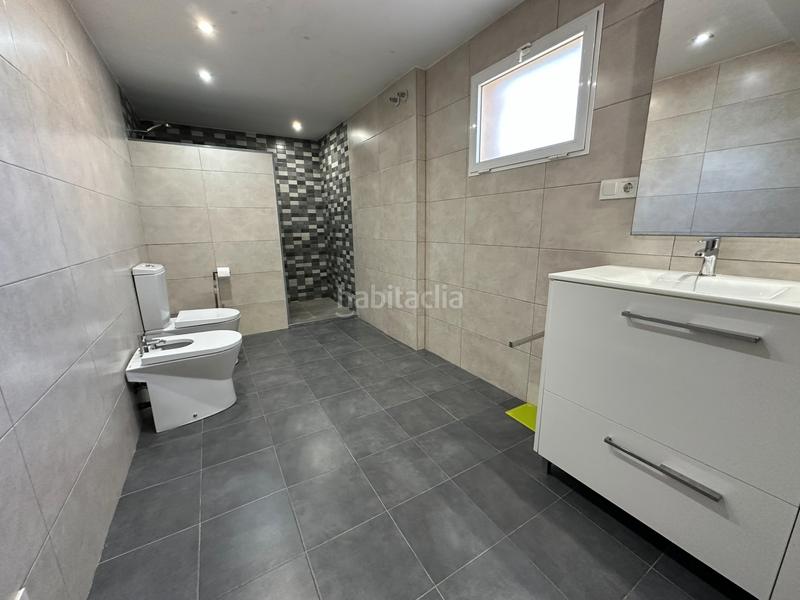 Foto 5d1f96c1-93e6-4aa7-8b7e-0f4ab340a9b9. Xalet amb xemeneia aparcament piscina a Monserrat