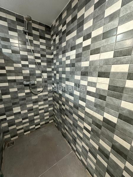 Foto 75d11364-f4d5-403f-9295-006d17e378a2. Xalet amb xemeneia aparcament piscina a Monserrat