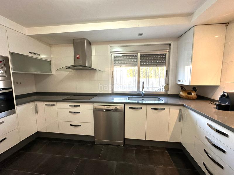 Foto 837588d9-c671-4ef2-968b-926cb6497d6c. Xalet amb xemeneia aparcament piscina a Monserrat