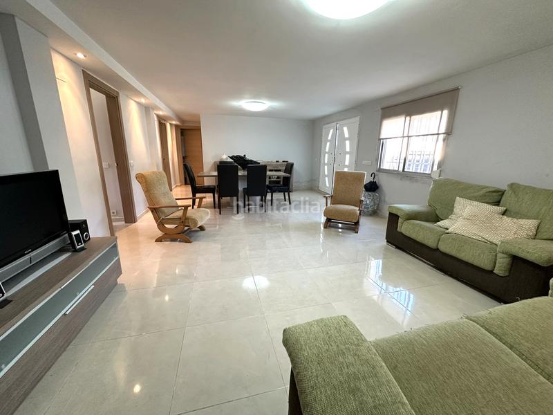 Foto 87ae12ba-5d8a-4901-8850-53c453bc35a9. Xalet amb xemeneia aparcament piscina a Monserrat