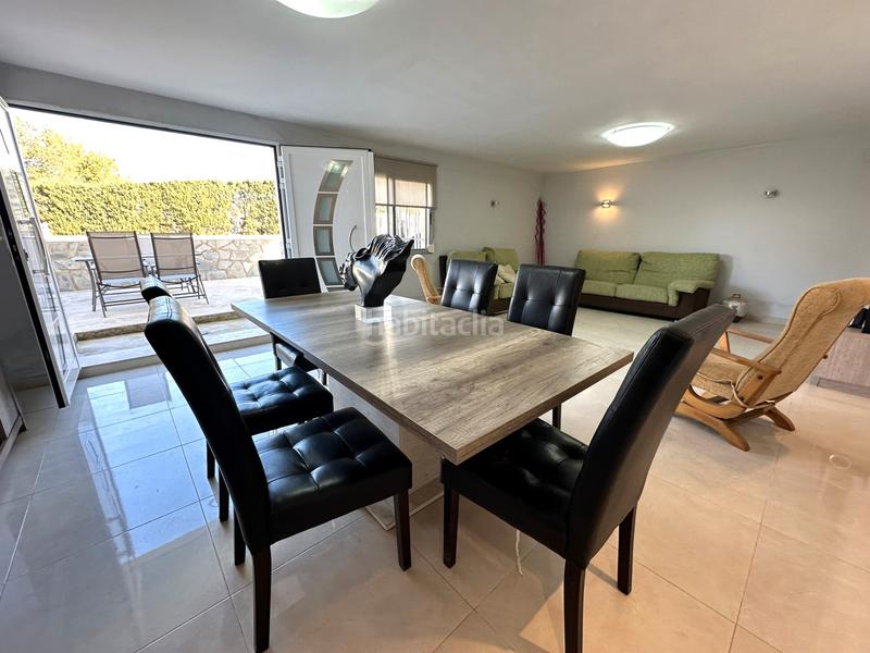 Foto 8efa1a3e-597f-4ef4-bc1d-023d2fd24d47. Xalet amb xemeneia aparcament piscina a Monserrat