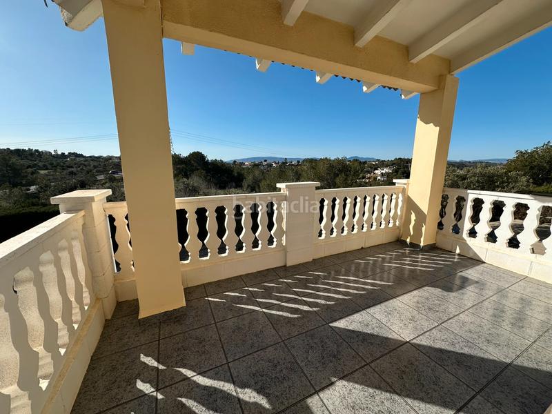 Foto 9acc17cd-8c2d-424c-8526-bb07d87fe81e. Xalet amb xemeneia aparcament piscina a Monserrat