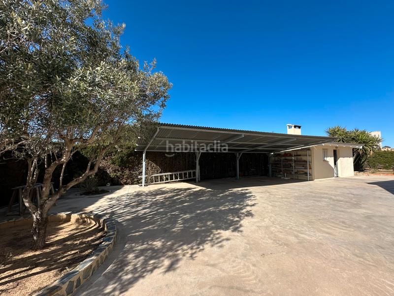 Foto a3c94e5c-7b2c-4609-92dd-cf9c318a47fb. Xalet amb xemeneia aparcament piscina a Monserrat