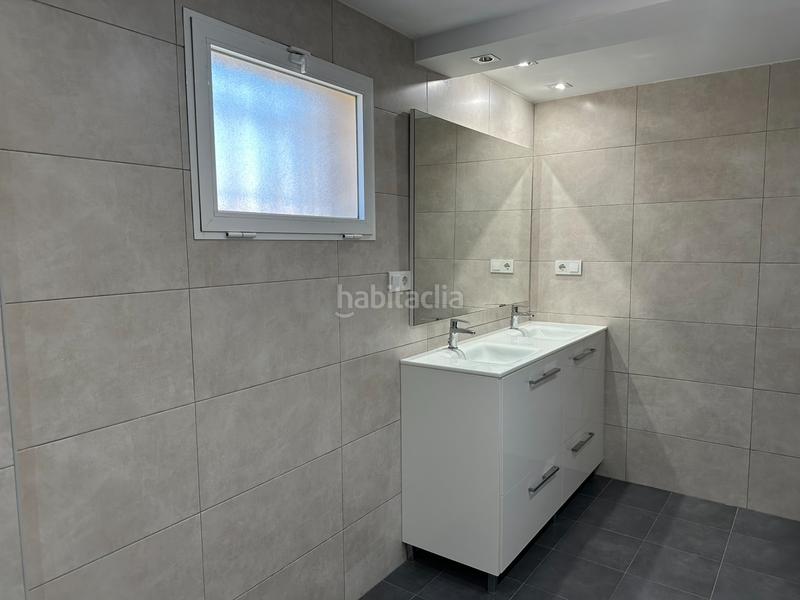 Foto b391c0ab-36ba-44f4-a87d-8905341aabc0. Xalet amb xemeneia aparcament piscina a Monserrat