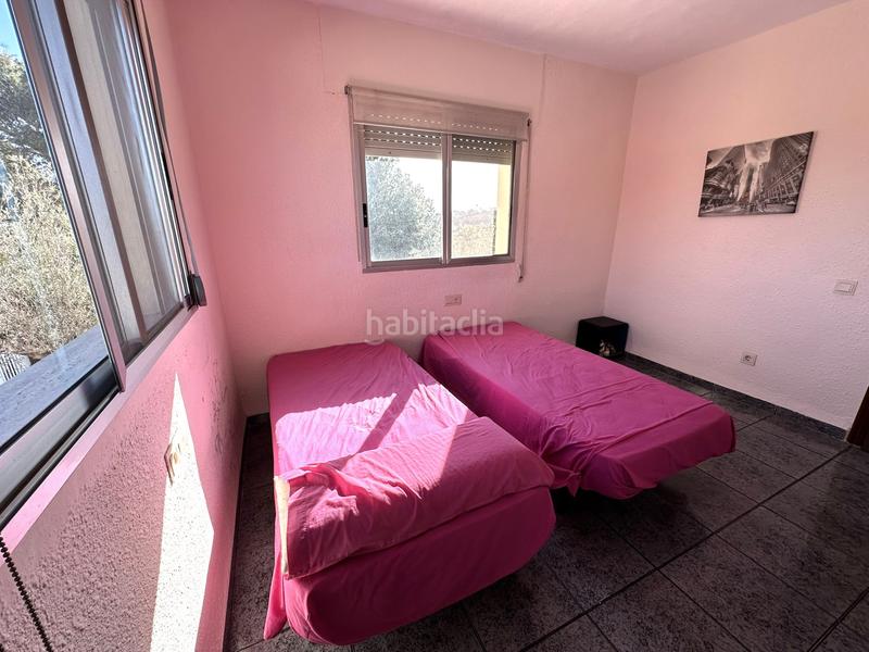 Foto d9d88bc0-8d2d-4a30-a667-3c6bba603372. Xalet amb xemeneia aparcament piscina a Monserrat