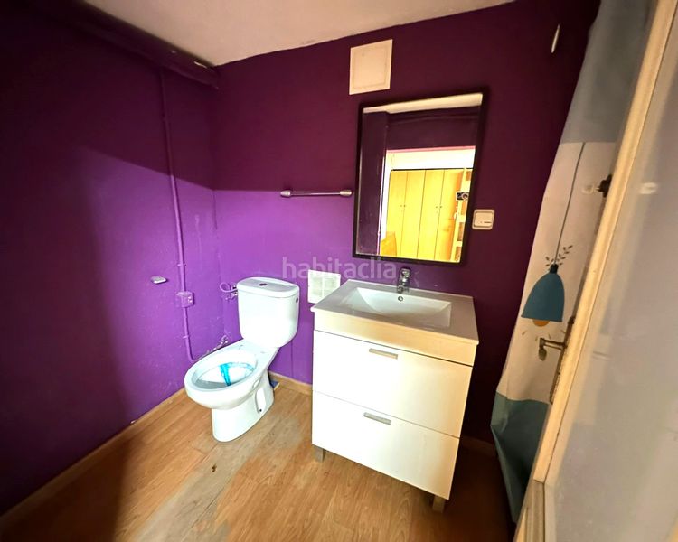 Foto d044aace-6a50-4149-b8cc-524cb1a3f516. Local comercial a Nou Moles Valencia