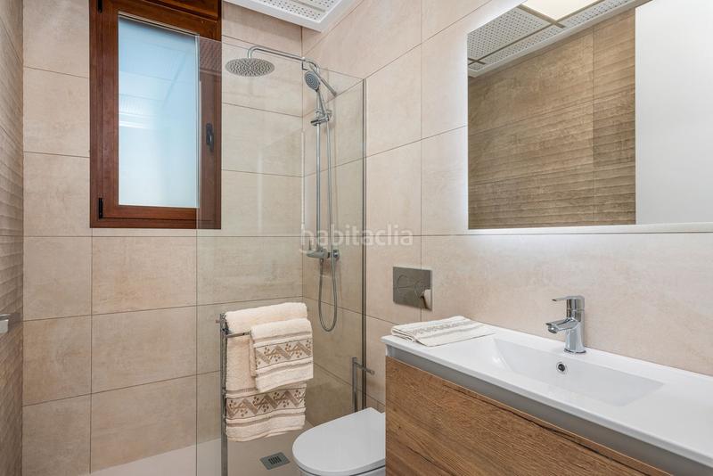 Foto 8dc6cc71-8f6a-40b9-9d82-63c6cfb943b4. Casa adossada a avenida ciudad de castellón 18 a Vera