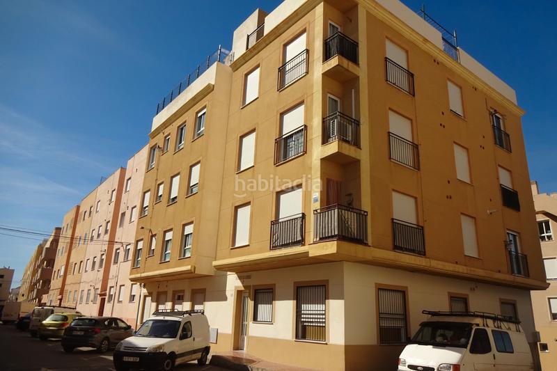 Foto 380d7779-b869-43e1-b3ab-40ba73f39b3d. Ático en calle las canteras 37 en puerto de Garrucha Garrucha