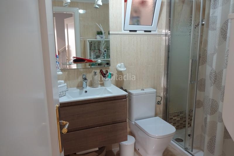 Foto 52629a58-4bc5-4e5c-8c24-0c36993669ad. Chalet en avenida descubrimiento 1 en Puerto Rey Vera