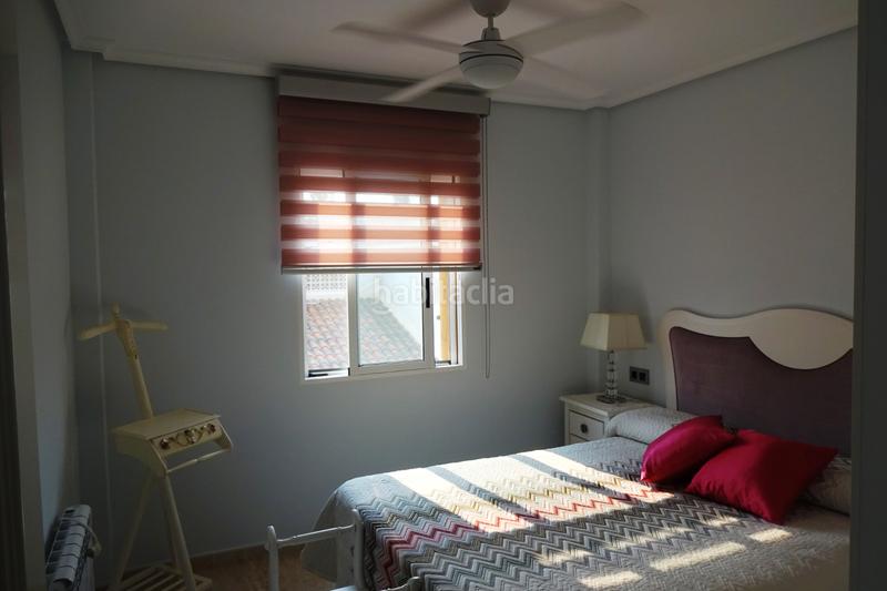 Foto ee691fc2-51de-4053-87d0-e2ae9f780327. Chalet en avenida descubrimiento 1 en Puerto Rey Vera
