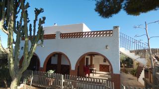 Country house  Camino magara