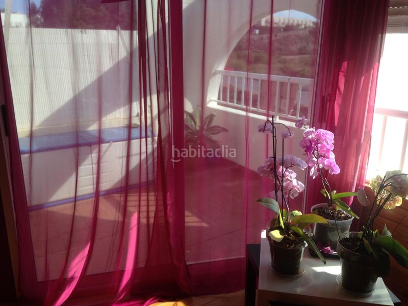 Foto f6387057-0f47-4b30-a038-7bd2bf1af33d. Casa aparellada amb calefacció piscina a Las Marinas - Pueblo Laguna Vera