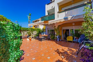 Appartement in Avenida medina azahara 1